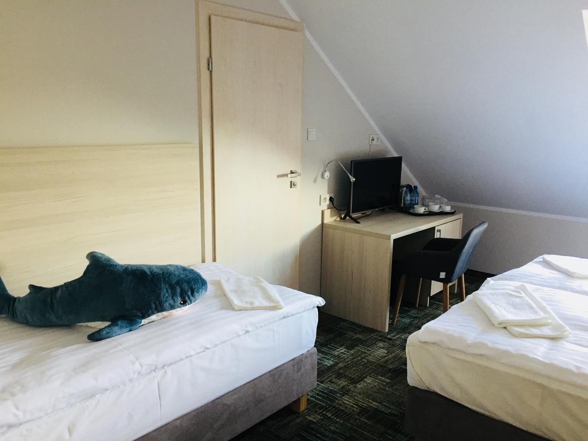Willa Nest Unieście Exteriör bild